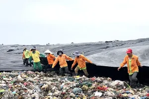 Công ty của ông David Dương kiện 1 người dân liên quan đến bãi rác Đa Phước