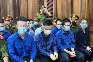 Cựu sinh viên điều hành đường dây đánh bạc lãnh 9,5 năm tù