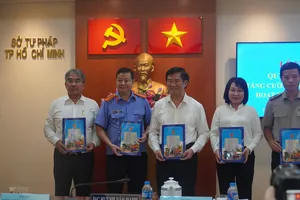 TP.HCM: Liên ngành các cơ quan ký quy chế phối hợp về hoạt động thừa phát lại