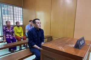 Toà tuyên tử hình nghịch tử sát hại cả cha lẫn mẹ