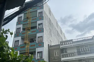 Xây dựng sai phép biến tòa nhà 7 tầng thành 282 phòng trọ