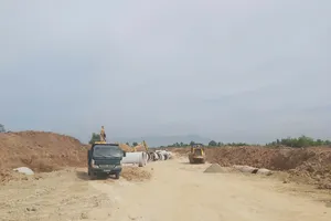 Gay cấn trong vụ tranh chấp tại khu công nghiệp Hàm Kiệm II - Bita's