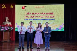Hơn 250 người tham dự giải bóng đá do Học viện Tư pháp Cơ sở TP.HCM tổ chức