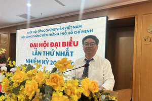 Công chứng viên Nguyễn Văn Hòa được bầu làm chủ tịch Hội Công chứng TP.HCM