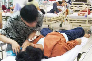 Khóc cười trong phòng cấp cứu