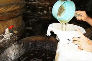 Kiểm tra chất lượng nước mắm trên phạm vi cả nước