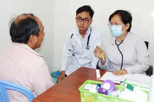 Phổi tắc nghẽn mạn tính gây tử vong ngang HIV/AIDS