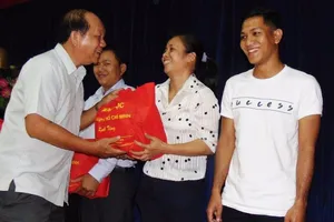 Hỗ trợ thầy thuốc người dân tộc nâng cao chuyên môn