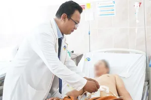 Tái tạo bàng quang bằng ruột non cho người bị u ác tính