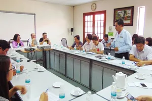 Phòng khám Trung Quốc 'vẽ' bệnh để thu tiền