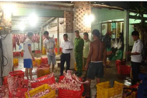 Bị phát hiện mổ bò lậu cắn răng tiêu hủy hơn 6 tấn thịt