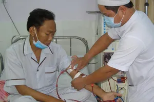 BS và bệnh nhân phải như 'hình với bóng' khi chạy thận