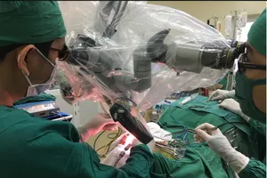 Đến BV ngay nếu có biểu hiện liệt nửa người