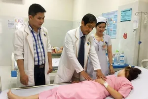 Suýt tử vong vì vỡ thai ngoài tử cung lại nghĩ đau bụng