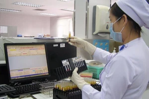 Máu của sản phụ từng sinh con 'giết' cánh mày râu?