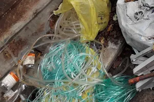 Đề nghị BV Phạm Ngọc Thạch xử lý dứt điểm vụ rác lây nhiễm