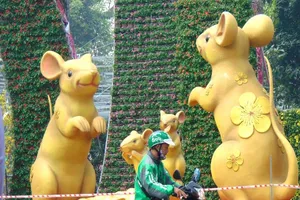 Những chú chuột lí lắc trong Hội hoa xuân Canh Tý 2020