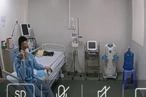 Bệnh viện dã chiến có phòng cách ly áp lực âm trị COVID-19