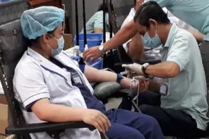'Sau khi hiến máu, tôi tiếp tục về chăm lo người bệnh!'
