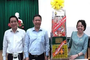 Không để COVID-19 ảnh hưởng bữa cơm ngày Tết của dân TP.HCM