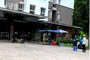Bình Tân: Phong tỏa 1.030 người dân phường An Lạc do liên quan ca bệnh COVID-19