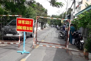 TP.HCM phát hiện 2 ca dương tính COVID-19 ở Hóc Môn