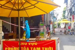 Quận Tân Bình có 5 ca nhiễm COVID-19 ở dãy nhà trọ đang phong tỏa