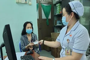 TP.HCM: 'Dẹp' tình trạng tự đổi người nuôi bệnh giữa mùa COVID-19