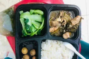 Sẽ kiểm tra đột xuất suất cơm đưa vào bệnh viện điều trị COVID-19