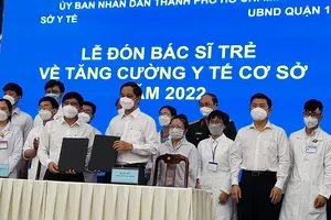 TP.HCM: 297 bác sĩ mới ra trường tăng cường trạm y tế phường, xã, thị trấn