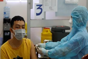 Ca mắc COVID-19 ở TP.HCM tiếp tục tăng, chủng Omicron chiếm ưu thế 