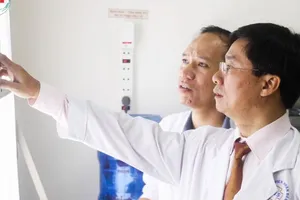 Hi hữu: Cú té ngã làm dương vật cương cứng suốt 10 ngày