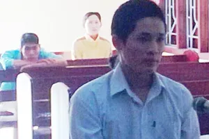 Giở trò đồi bại với thiếu nữ chăn bò, bị 5 năm tù