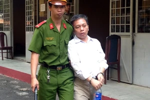 Cán bộ xã "bảo kê" xây nhà không phép lãnh 2 năm tù