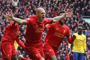 Liverpool vùi dập Arsenal
