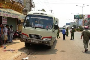 Xe khách đua tốc độ, tông nữ cán bộ Cục thống kê tử vong