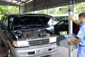 Chủ xe kêu trời vì quy định đăng kiểm 6 tháng/lần