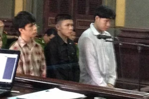 Tiểu bậy, chém người lãnh án chung thân