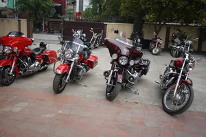 Phòng CSGT tạm ngừng đăng ký xe phân khối lớn 