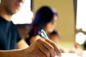 Ghi chép bằng tay giúp cho bạn nhớ tốt hơn