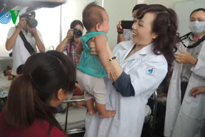 Bộ trưởng Y tế: "Quyết liệt chống sởi nếu không sẽ rất căng" 