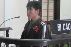 Y án tù chung thân kẻ đâm chết vợ trong ngày cưới con gái