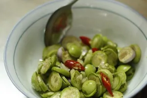 Cà pháo có thể gây ngộ độc 