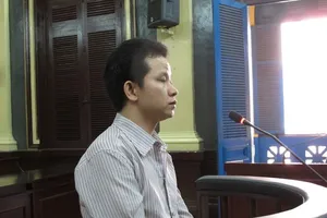 Nữ sinh lớp 7 “mây mưa” với nhiều người quen qua mạng