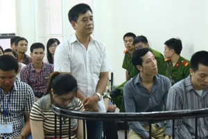 Lĩnh 8 năm tù vì tiếp thị ảnh gái bán dâm trên mạng