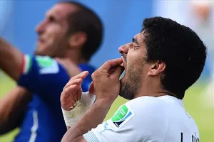 Luis Suarez có thể bị cấm thi đấu 2 năm 