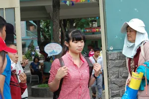 Gợi ý đáp án môn toán, khối A, A1, B, D và Địa lý, khối C