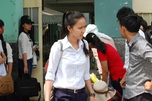 Gợi ý đáp án môn Vật lý, Sinh học và Ngữ văn