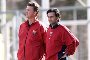 Nhờ Van Gaal, Mourinho mới có ngày hôm nay