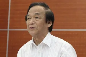 Học Lịch sử như nhồi sọ, Giáo sư Phan Huy Lê thi được mấy điểm?